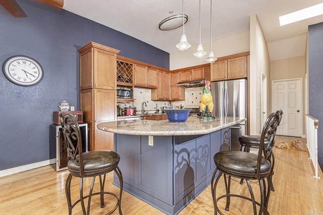 880 Home Avenue - Photo 1