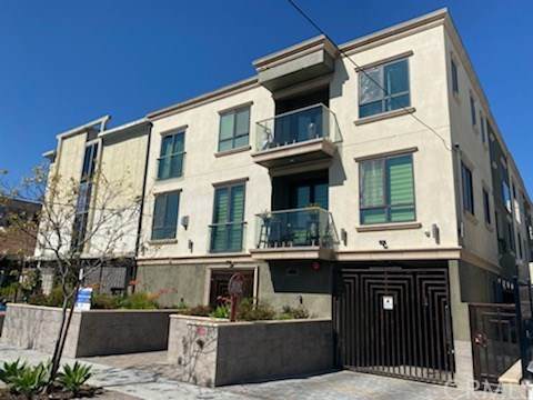 5107 Harold Way - Photo 1