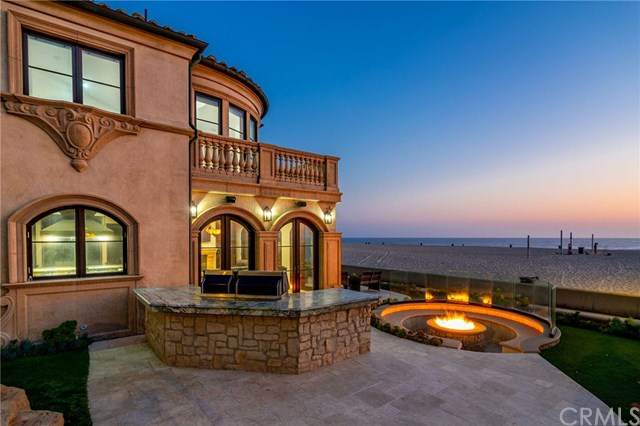 2340 The Strand - Photo 1