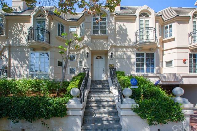 309 Almont Drive - Photo 1