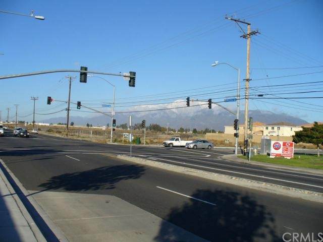 0 Baseline - Photo 1