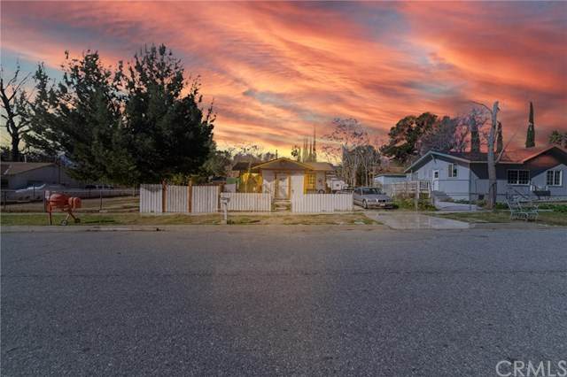 363 6th Street - Photo 1