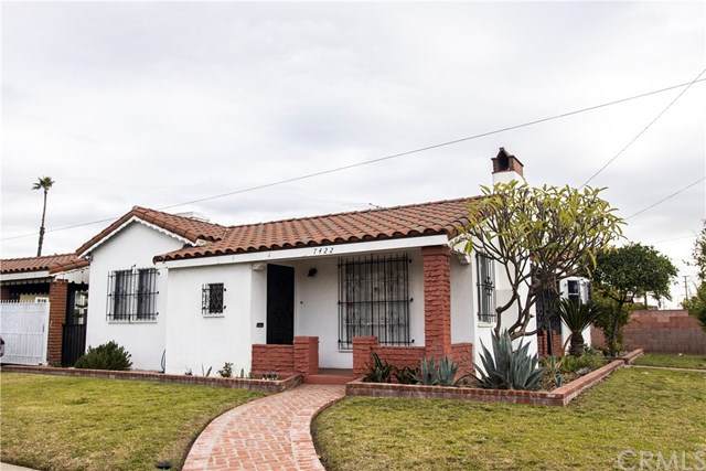 7422 California Avenue - Photo 1