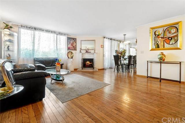 8530 Holloway Drive - Photo 1