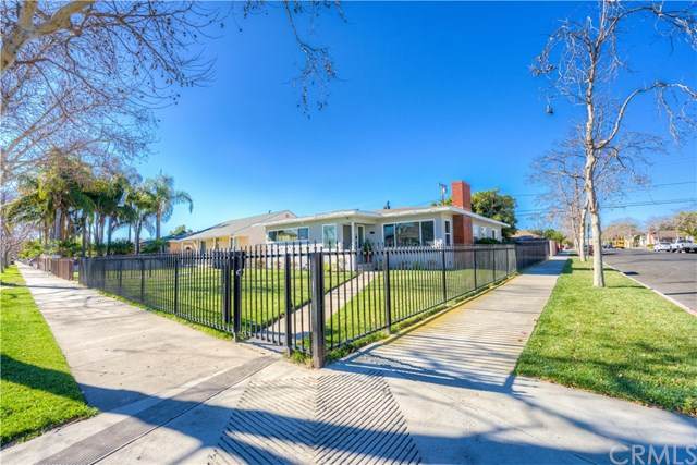 1202 Rosewood - Photo 1