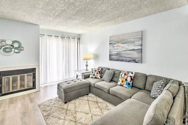 2599 Walnut Avenue - Photo 1