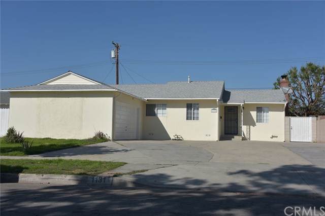 1131 Gage Avenue - Photo 1
