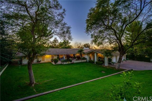 36 Chuckwagon Road - Photo 1