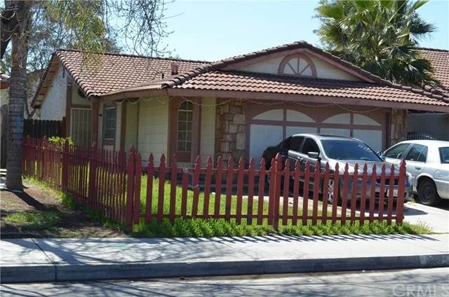 133 Oaktree Drive - Photo 1