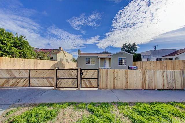 1300 Oaks Street - Photo 1