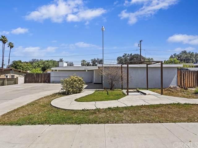 2943 Jane Street - Photo 1