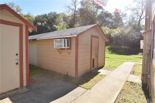 3060 Lakeview Drive - Photo 1