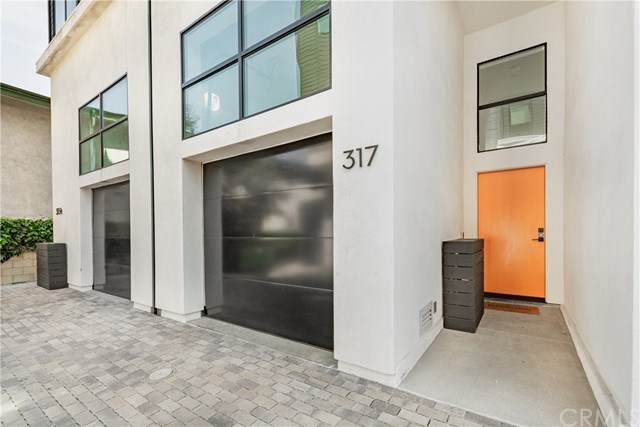 317 Avenue 57 - Photo 1