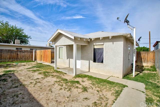 44823 Redwood Avenue - Photo 1
