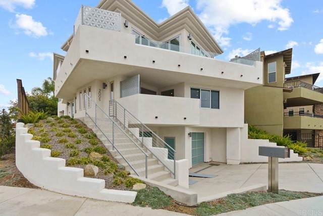 2005 Mackinnon Ave - Photo 1