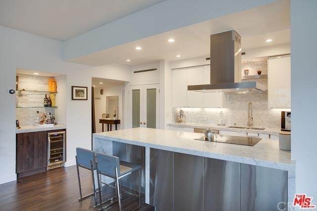 7250 Franklin Avenue - Photo 1