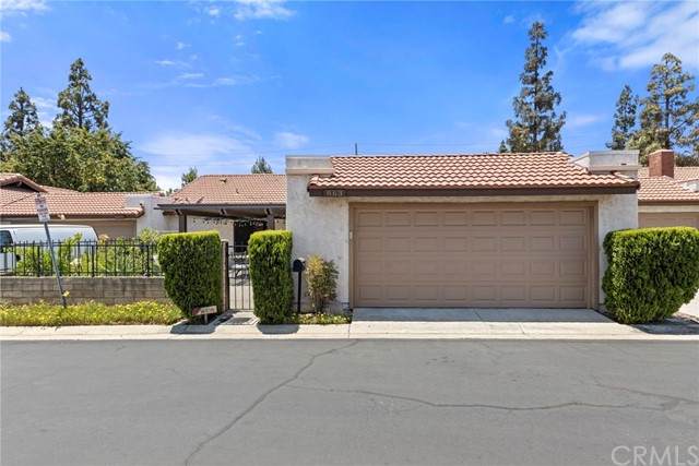 863 Grenada Circle - Photo 1
