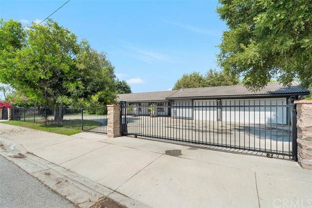 11636 Telephone Avenue - Photo 1