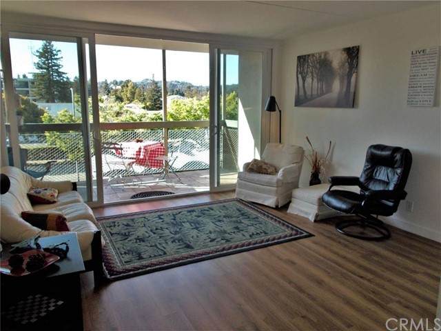 180 Dakota Avenue - Photo 1