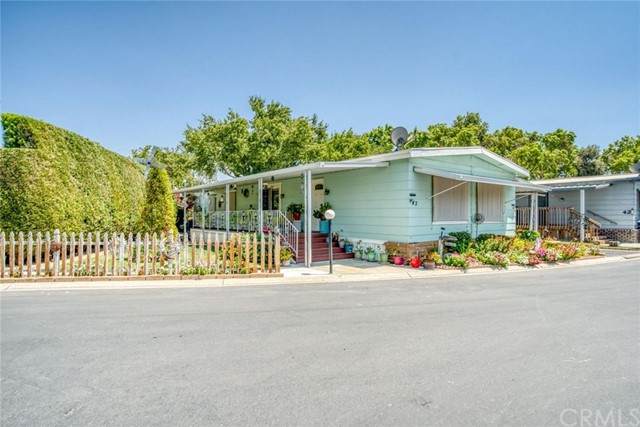 2706 Ashlan - Photo 1