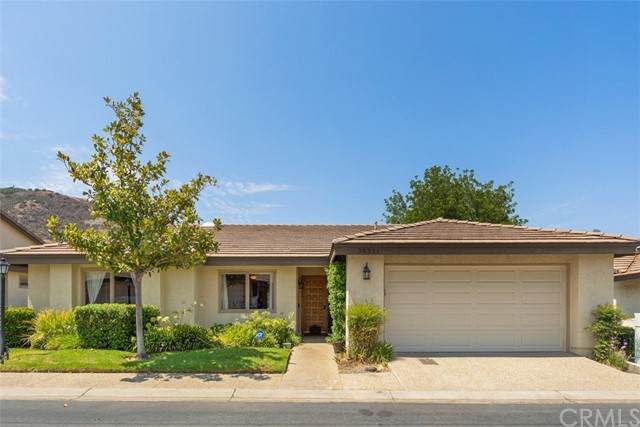 38321 Oaktree - Photo 1