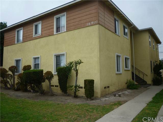 16901 Crenshaw Boulevard - Photo 1