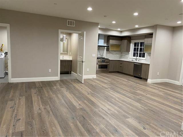411 California Street - Photo 1