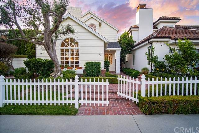601 Dahlia Avenue - Photo 1