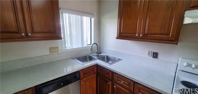 24816 Lakefield Street - Photo 1