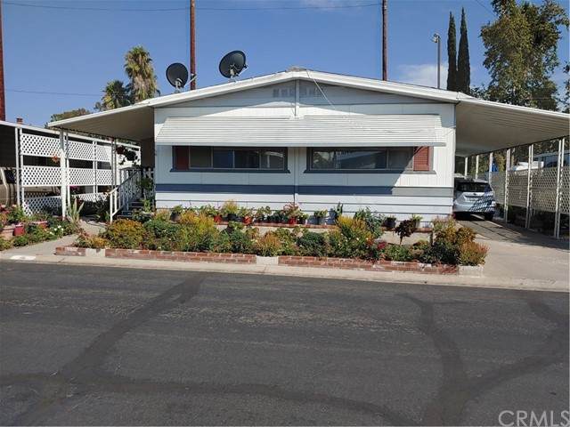 24921 Muirlands - Photo 1