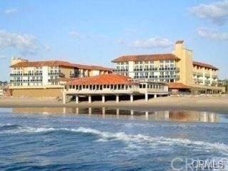 211 Yacht Club Way - Photo 1