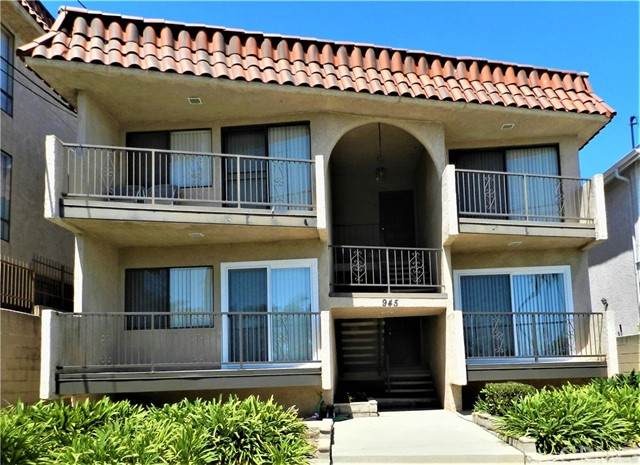 945 Hamilton - Photo 1