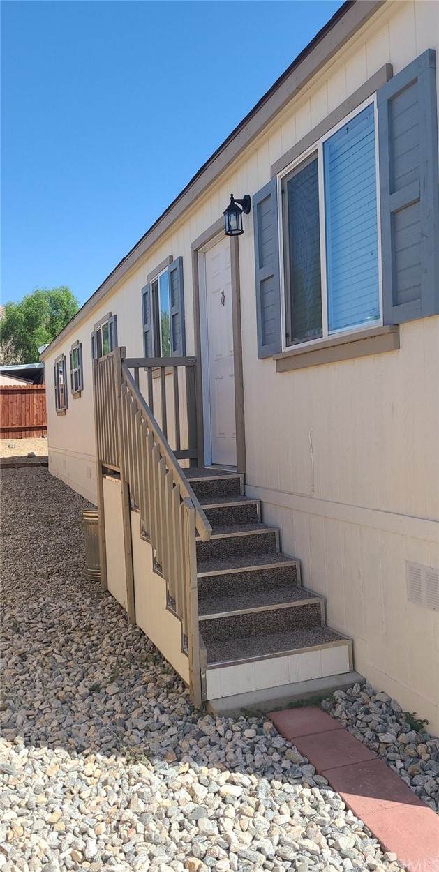 10888 West - Photo 1