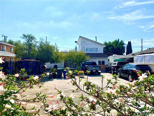 18862 E Vine Ave - Photo 1