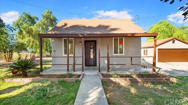 445 Transit Avenue - Photo 1