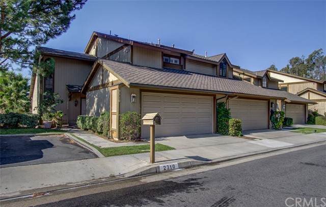 2310 Applewood Circle - Photo 1