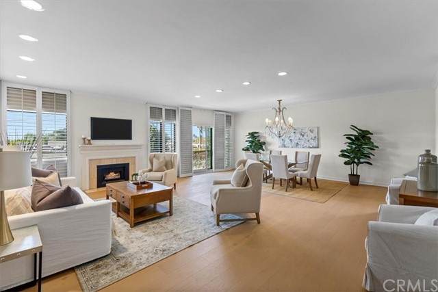 1739 Federal Avenue - Photo 1