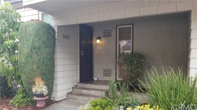 33422 Valley View Court - Photo 1
