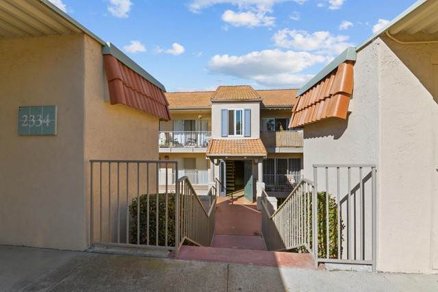 2334 Hosp Way - Photo 1