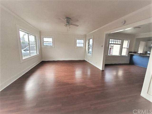 417 Double Street - Photo 1