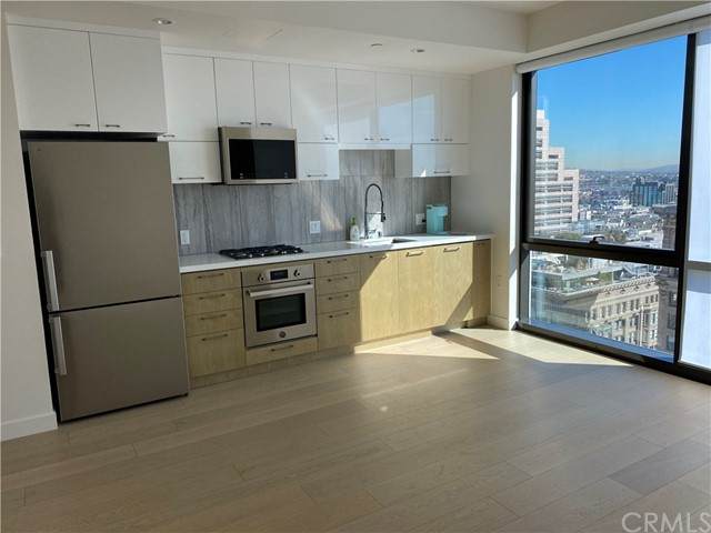 400 Broadway - Photo 1