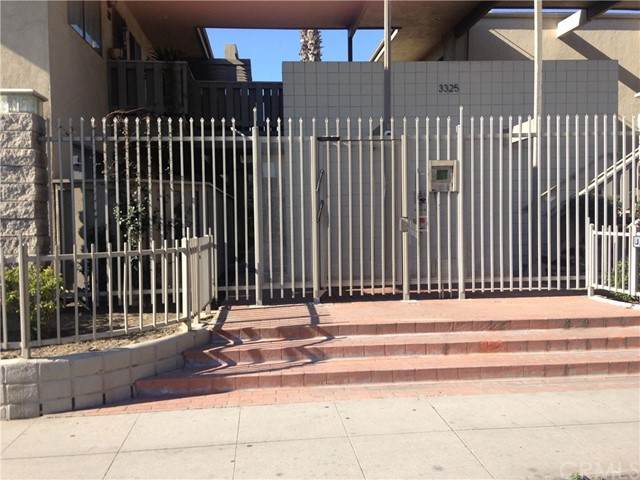 3325 Santa Fe Avenue - Photo 1