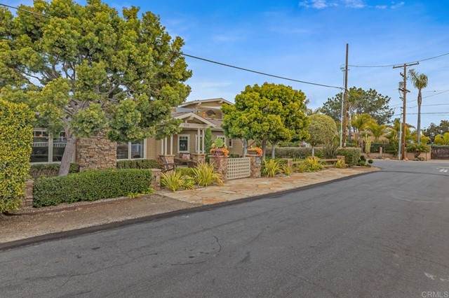 336 Corto St - Photo 1