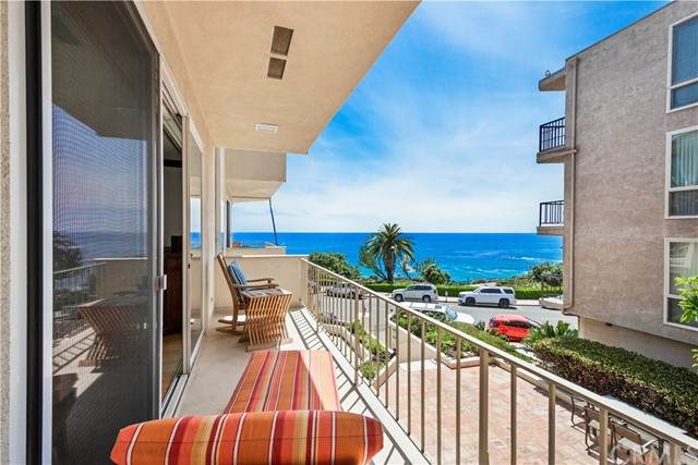 520 Cliff Drive - Photo 1
