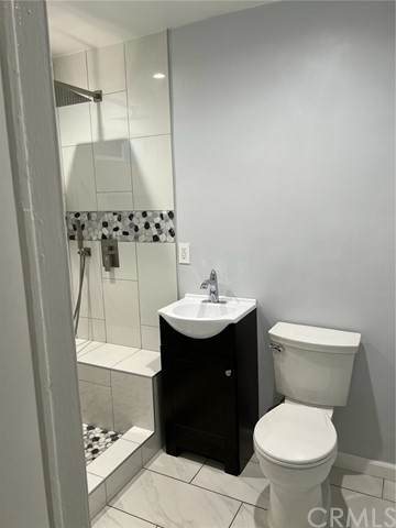 13013 Avalon Boulevard - Photo 1