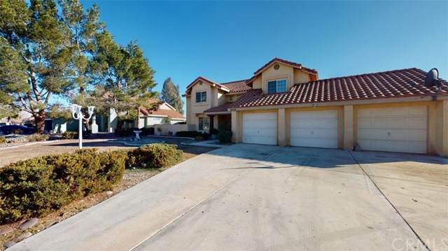20463 Red Hawk Place - Photo 1