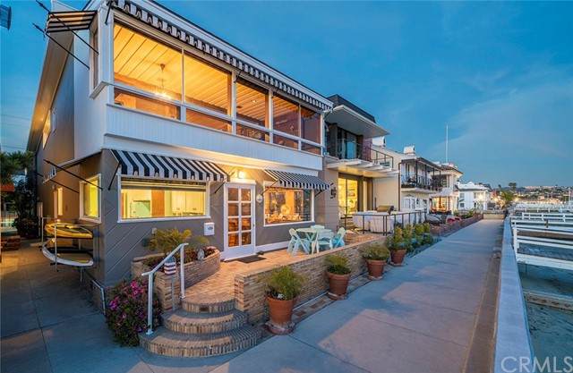 1402 Bay Front - Photo 1