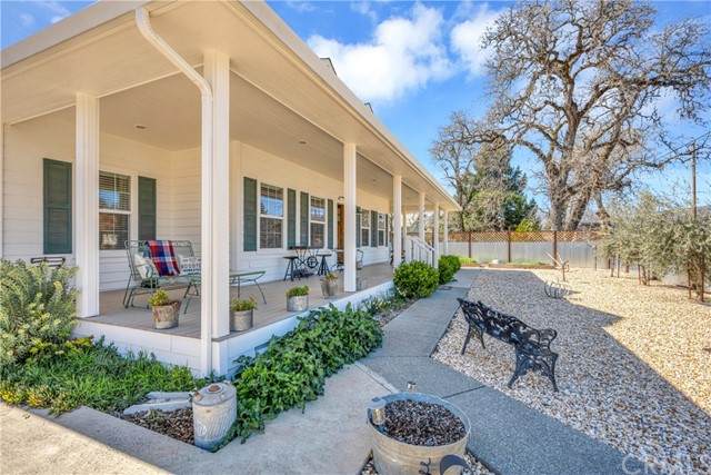 15893 Young Street - Photo 1