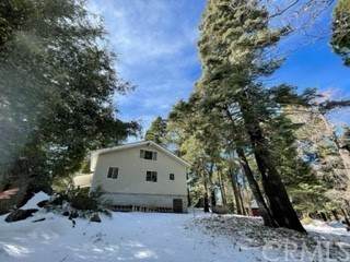 22186 Crestline Road - Photo 1