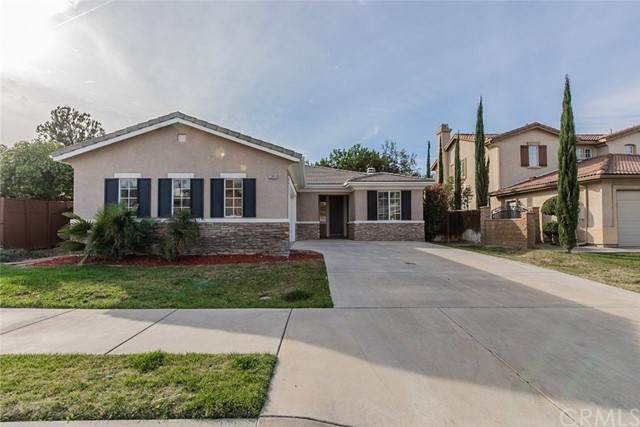 23811 Aspen Drive - Photo 1
